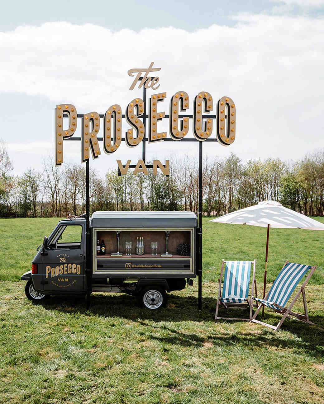 Mobile Bars and Food Trucks That Can Roll Right Up to Your