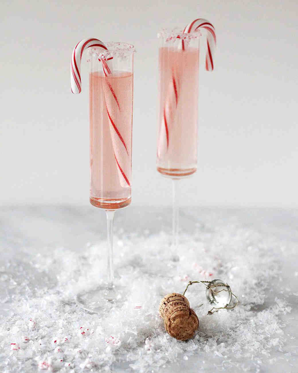 24 ChampagneBased Signature Cocktails for Your New Year's Eve Wedding