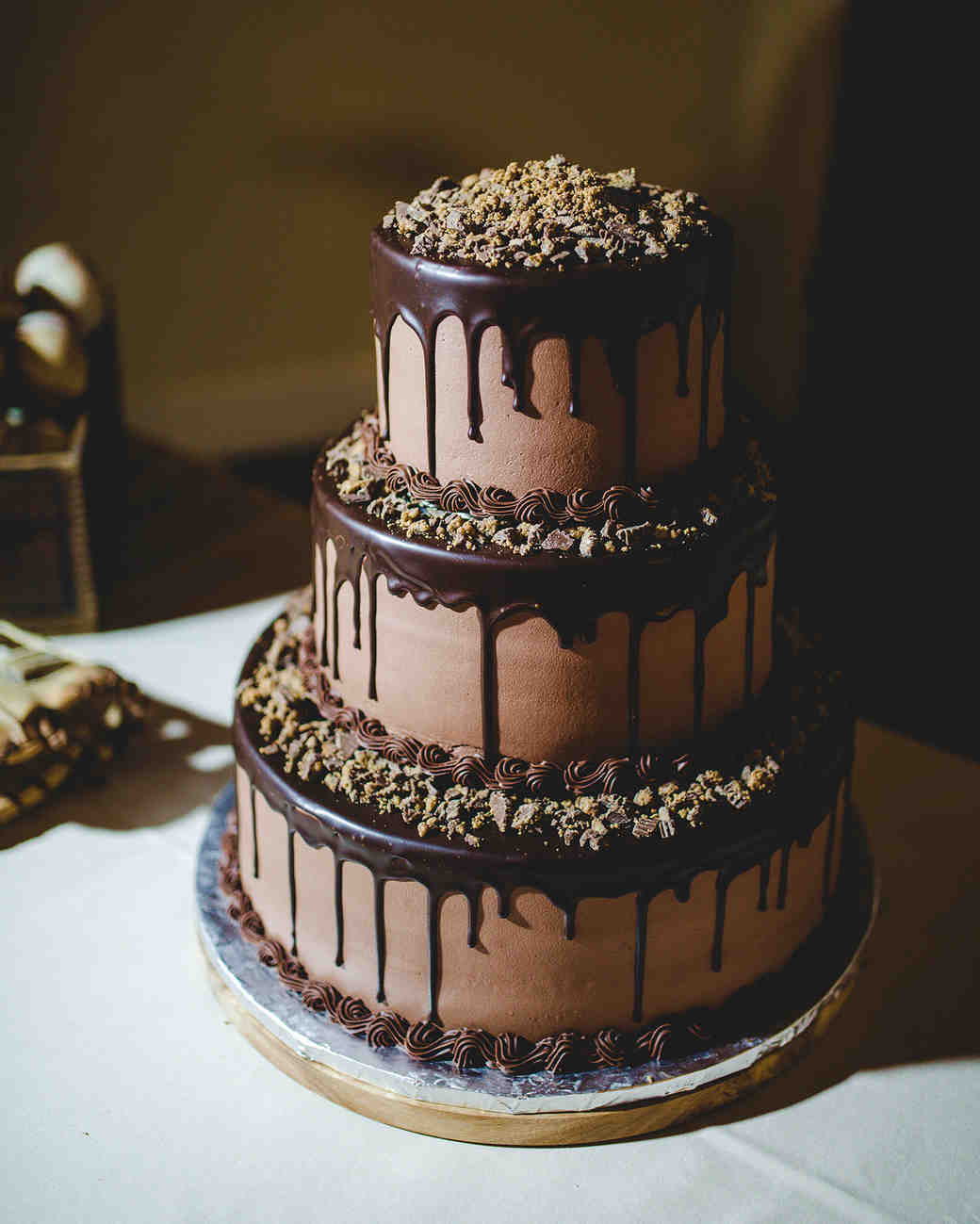 26 Chocolate Wedding Cake Ideas That Will Blow Your Guests' Minds ...