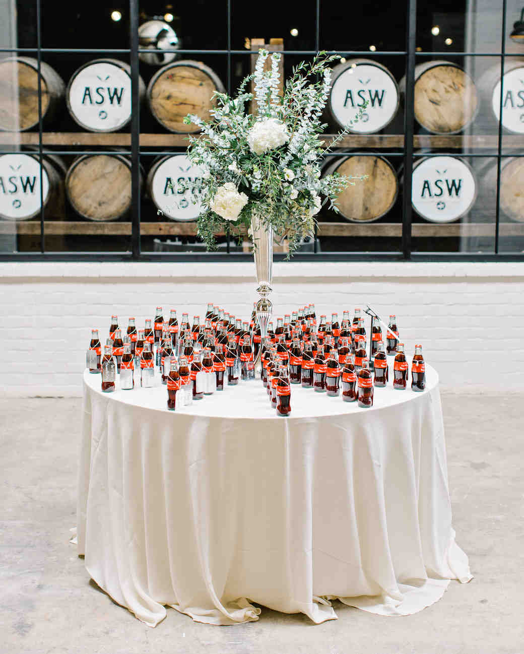 28 Unique Ways to Display Your Wedding Favors | Martha Stewart Weddings