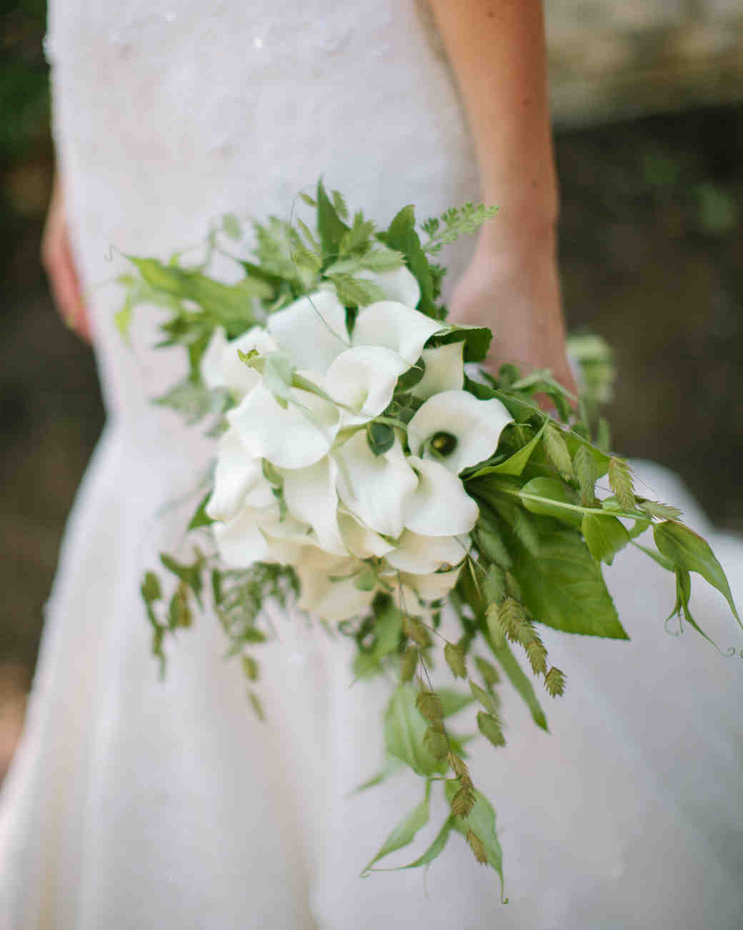 22 Lily Bouquets Perfect for a Spring Wedding | Martha Stewart Weddings