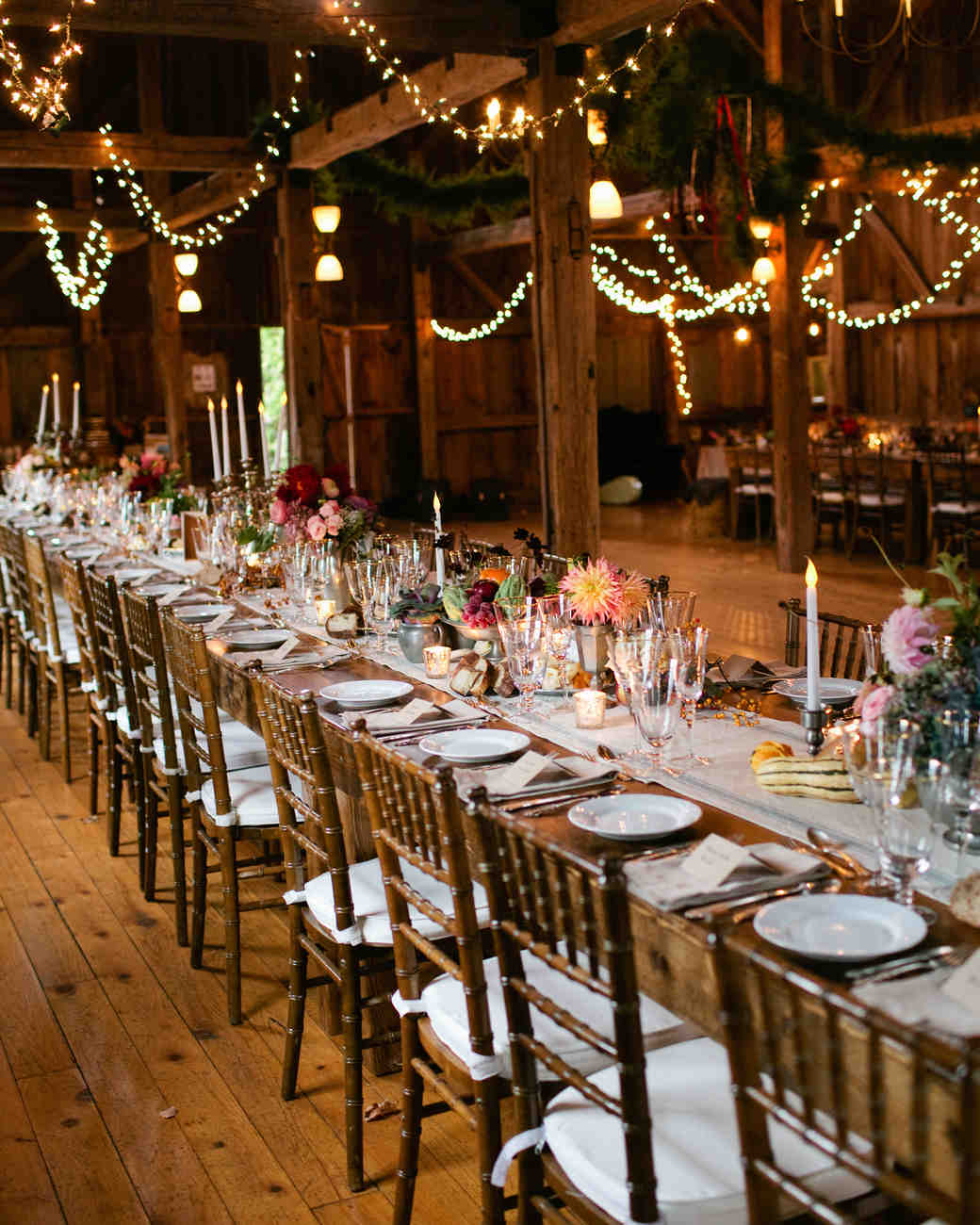 A Rustic Fall Barn Wedding In Maine A Rustic Fall Barn Wedding In Maine