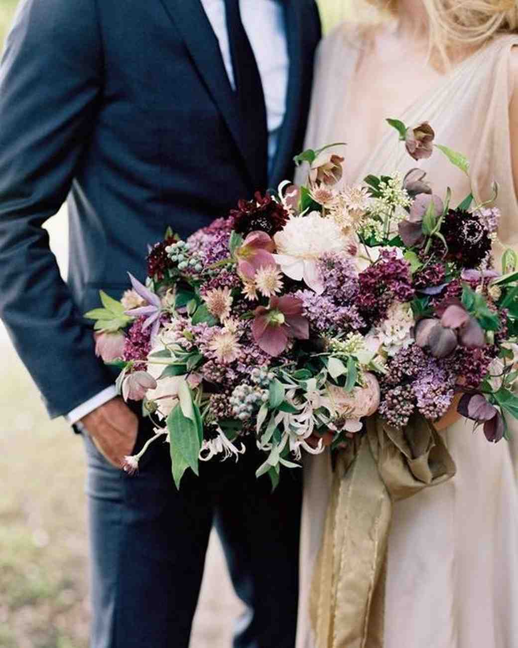 25 Beautiful Purple Wedding Bouquets We Love Martha Stewart Weddings 4065