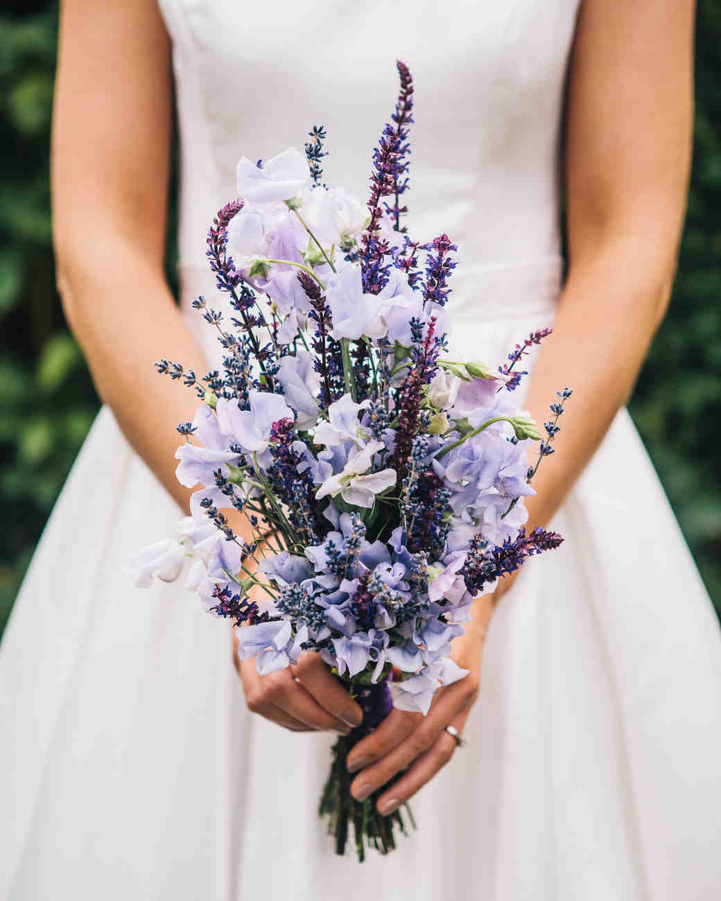 25 Beautiful Purple Wedding Bouquets We Love Martha Stewart Weddings 