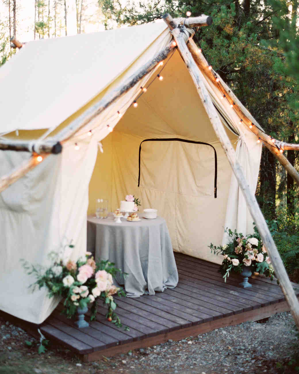 28 Tent  Decorating  Ideas  That Will Upgrade Your Wedding  Reception 