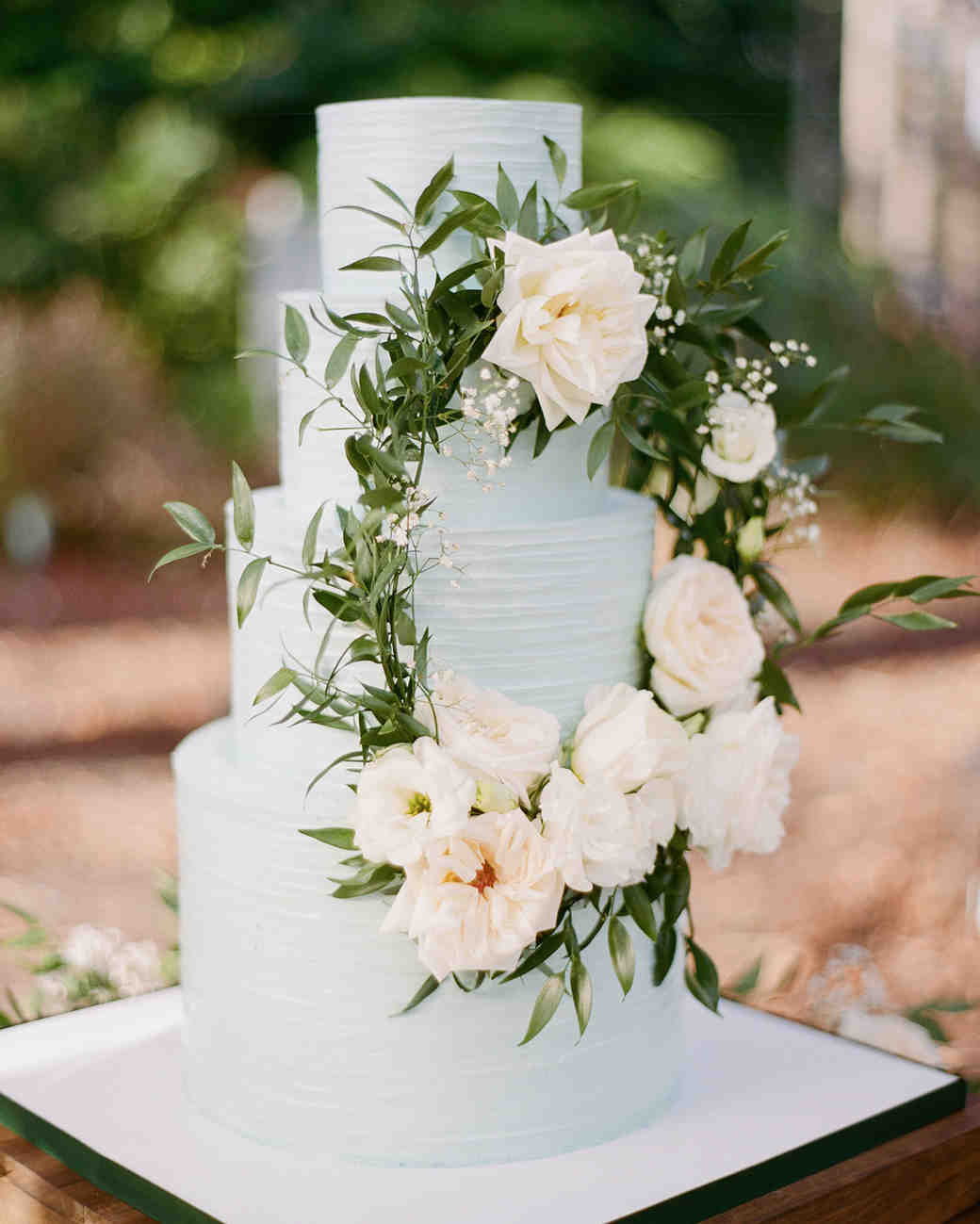 28 Ideas That Prove Wreaths Aren T Just For Martha Wedding Wreath On Cake