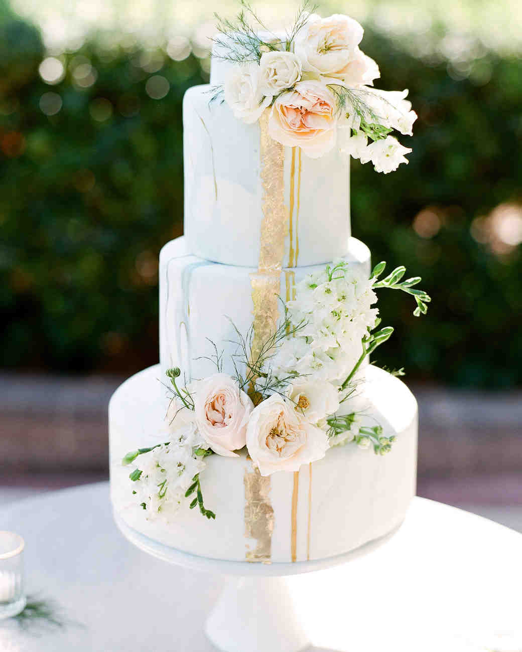 44 Wedding  Cakes  with Fresh Flowers Martha Stewart Weddings 