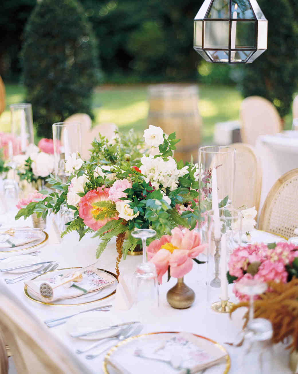 Trending Now: Cluster Wedding Centerpieces | Martha Stewart Weddings