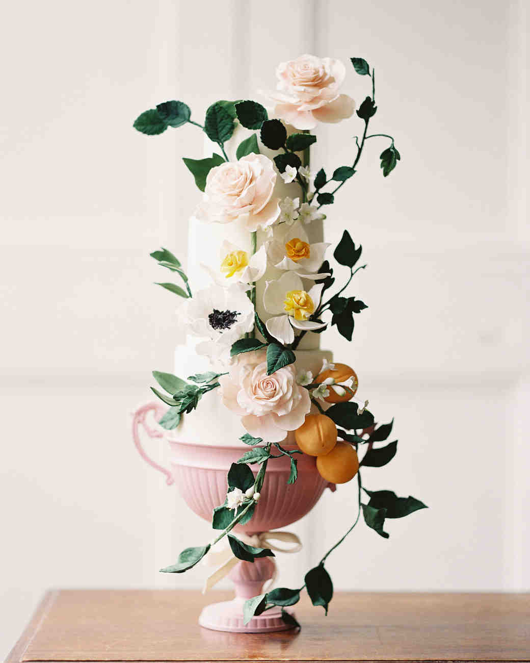 26 Unique Wedding Cake Stands Martha Stewart Weddings