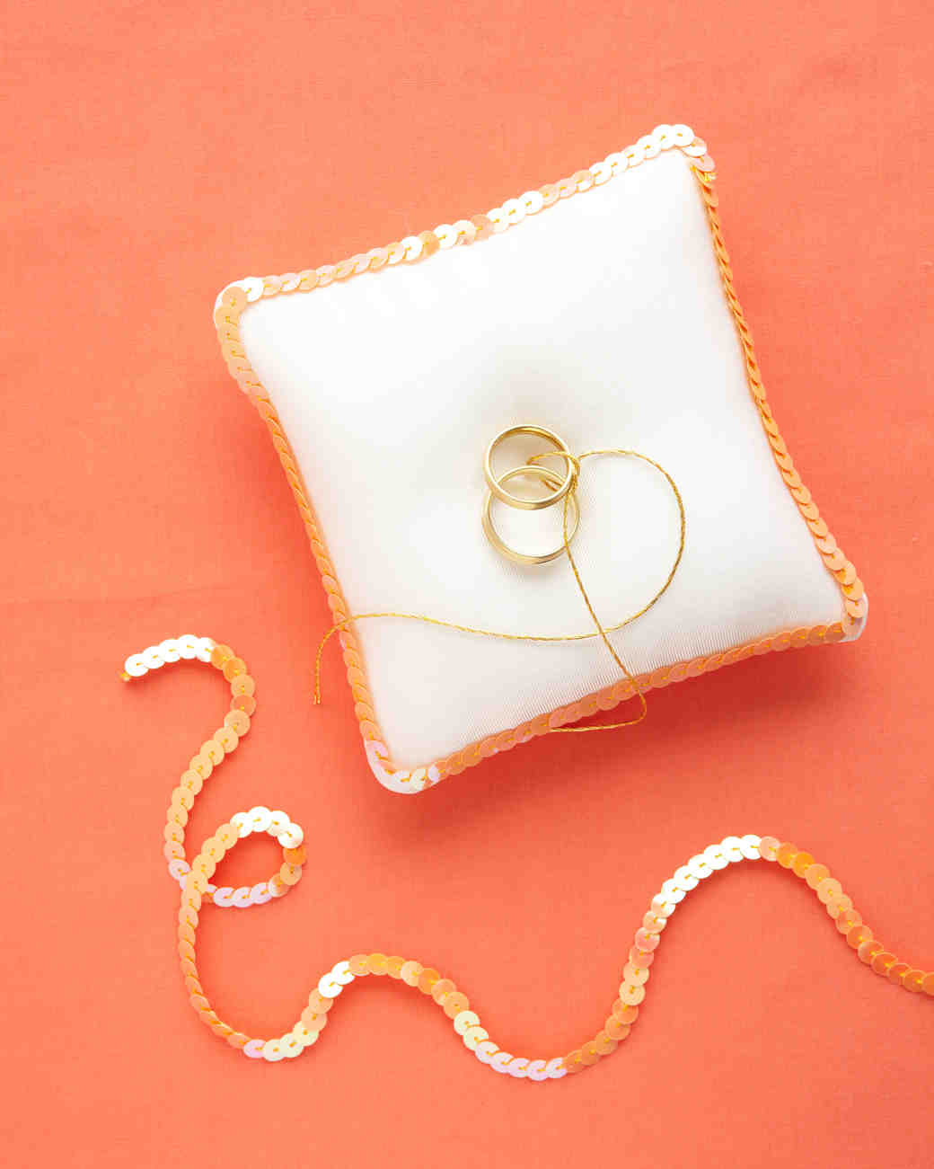 wedding ring pillow