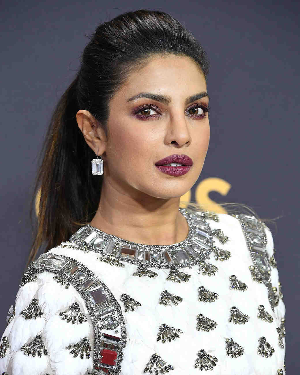 Red-Carpet Hairstyles to Steal for Your Wedding Day 