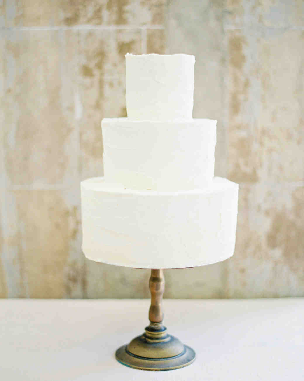 Trending Now DeckleEdged Wedding Cakes Martha Stewart Weddings