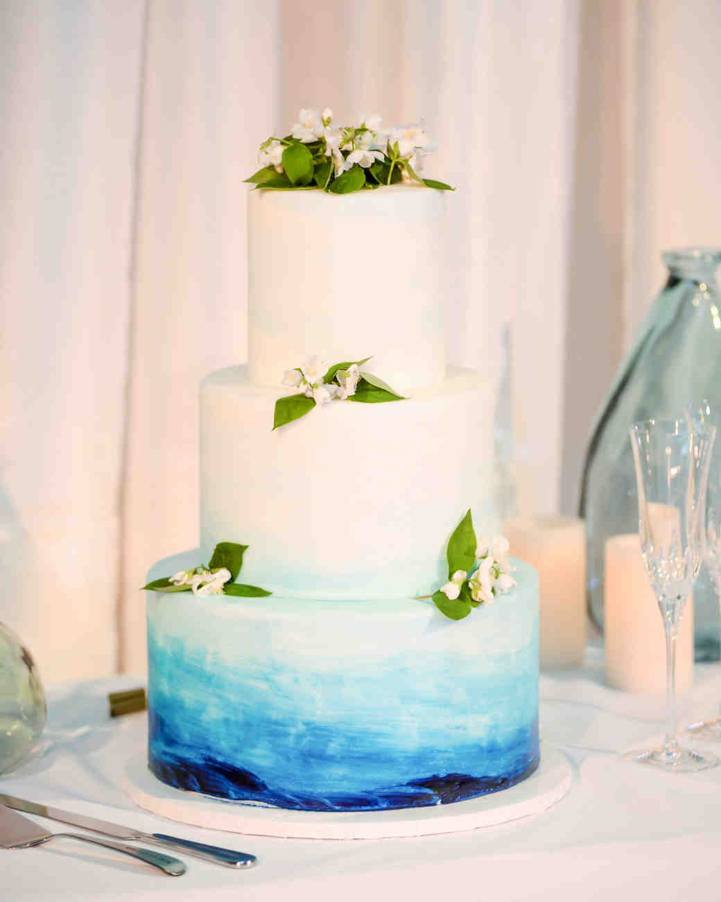 The Prettiest Ombré Wedding Cakes for Couples Who Love Color | Martha ...