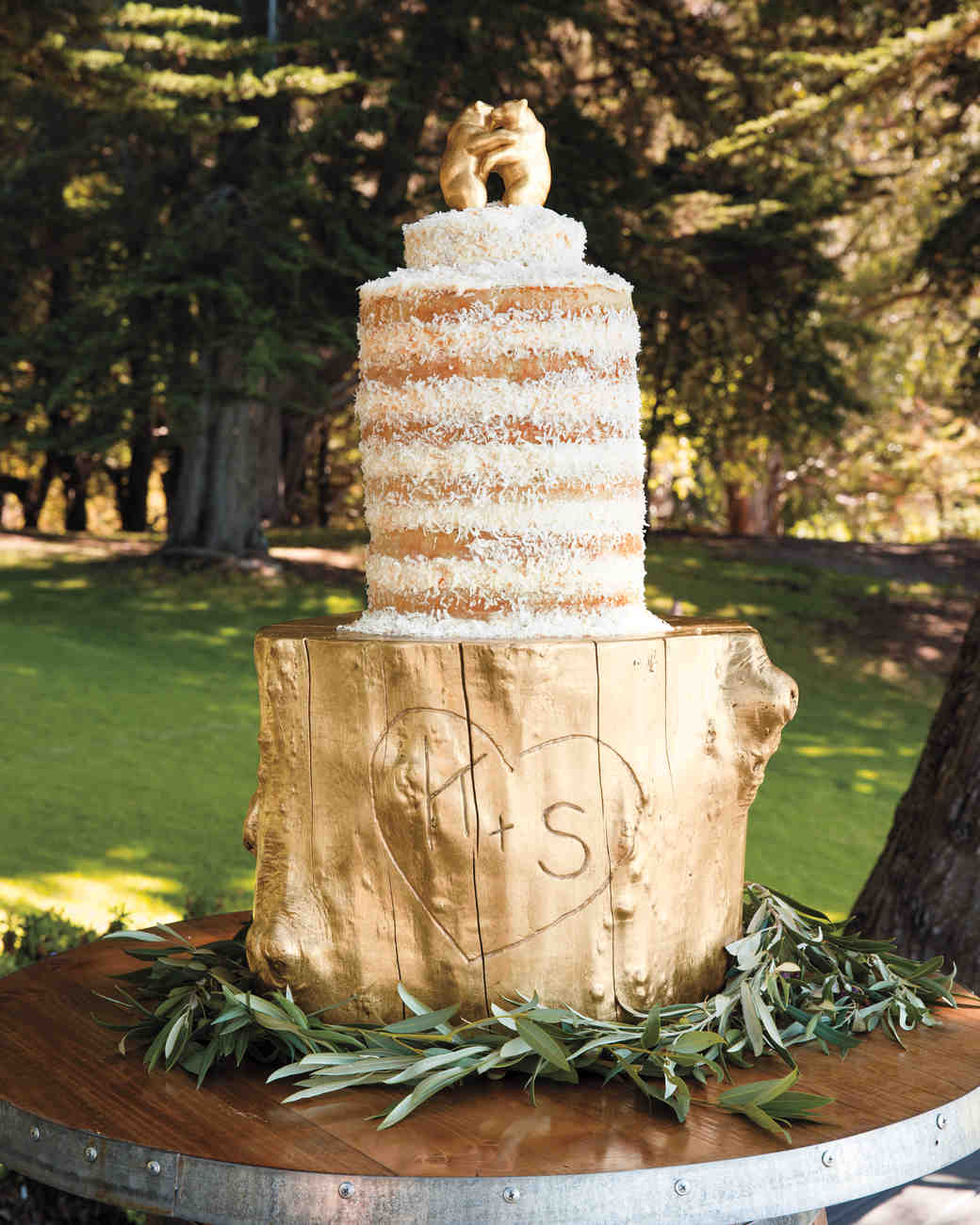 30 Rustic Wedding Cakes Were Loving 30 Rustic Wedding Cakes Were Loving