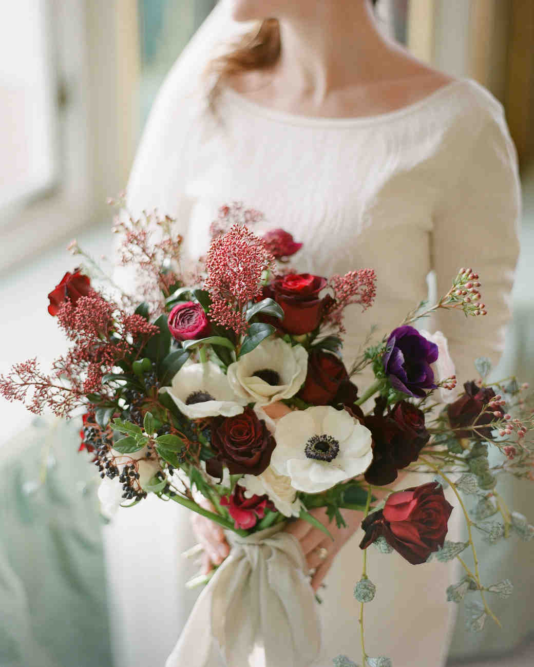 52 Gorgeous Winter Wedding Bouquets | Martha Stewart Weddings