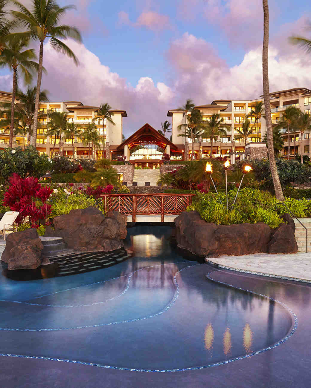 The Best Honeymoon Hotels & Resorts in Hawaii | Martha ...