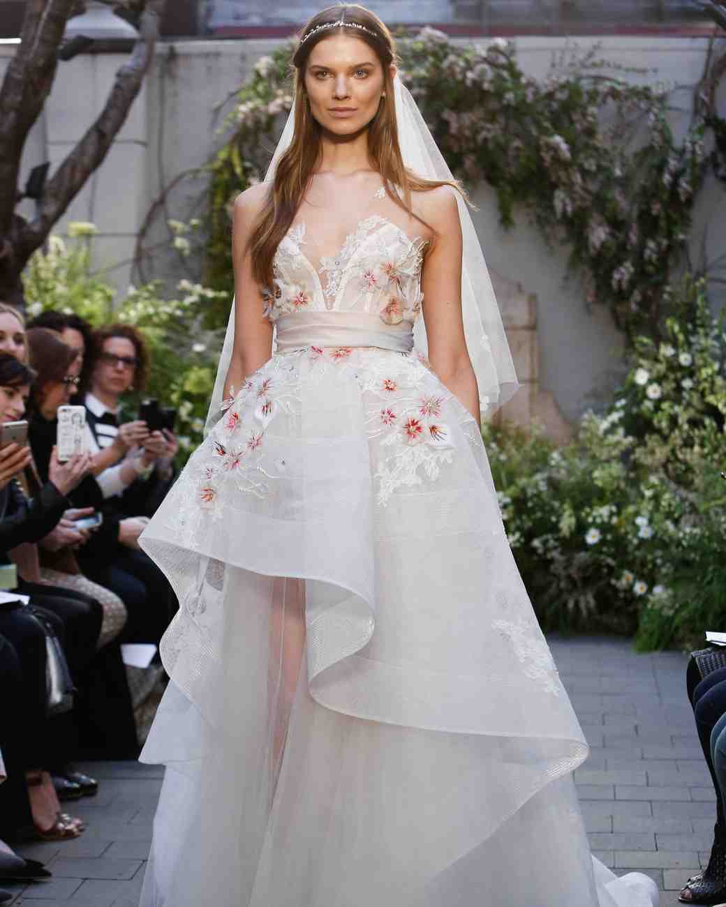 Monique Lhuillier Spring 2017 Wedding Dress Collection Martha Monique Lhuillier S Latest Wedding Dress Designs Start Slideshow Photography Masato Onoda