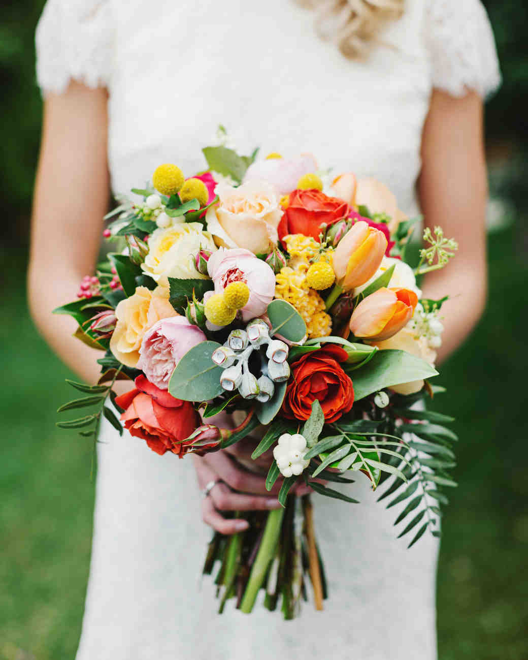 21 Ideas For Your Tulip Wedding Bouquet Martha Weddings