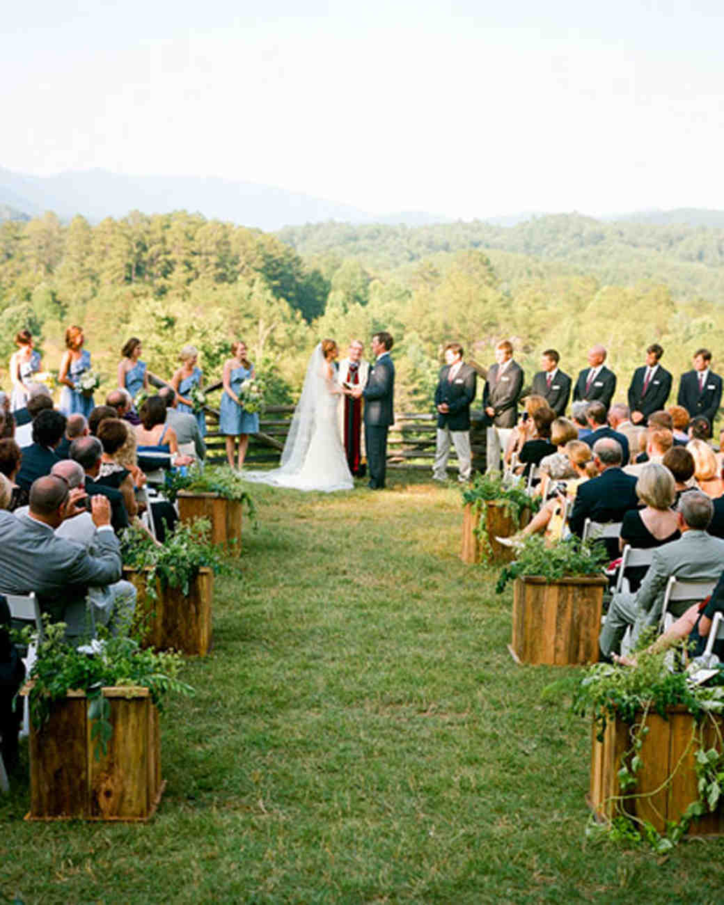A Rustic Formal Wedding In Barn Tennessee Martha Weddings