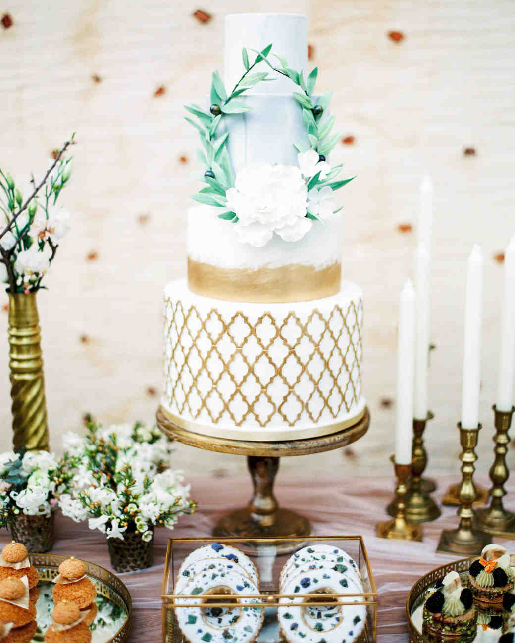 winter wedding cake designs