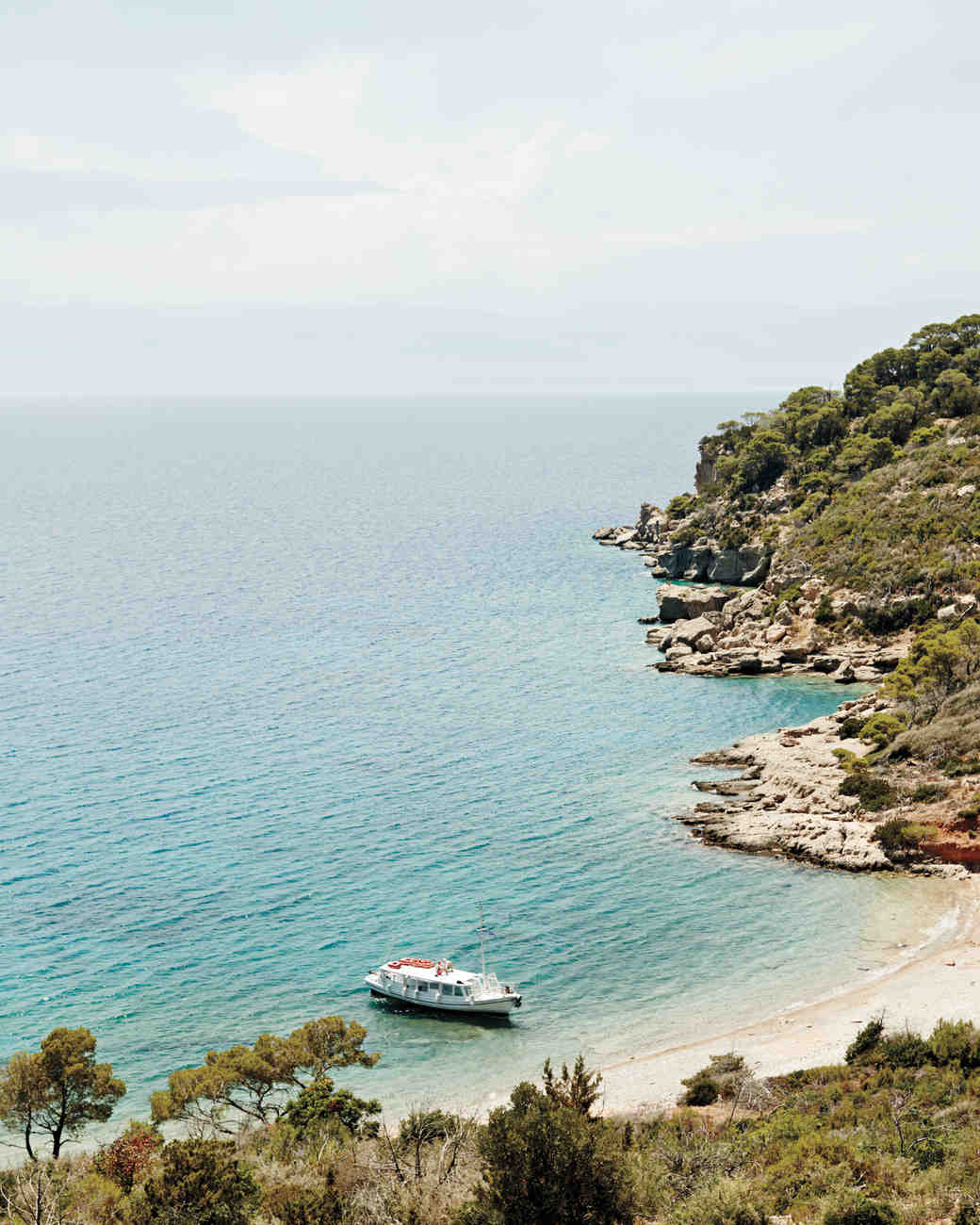 Destination Wedding Etiquette Dos And Don Ts Martha Weddings