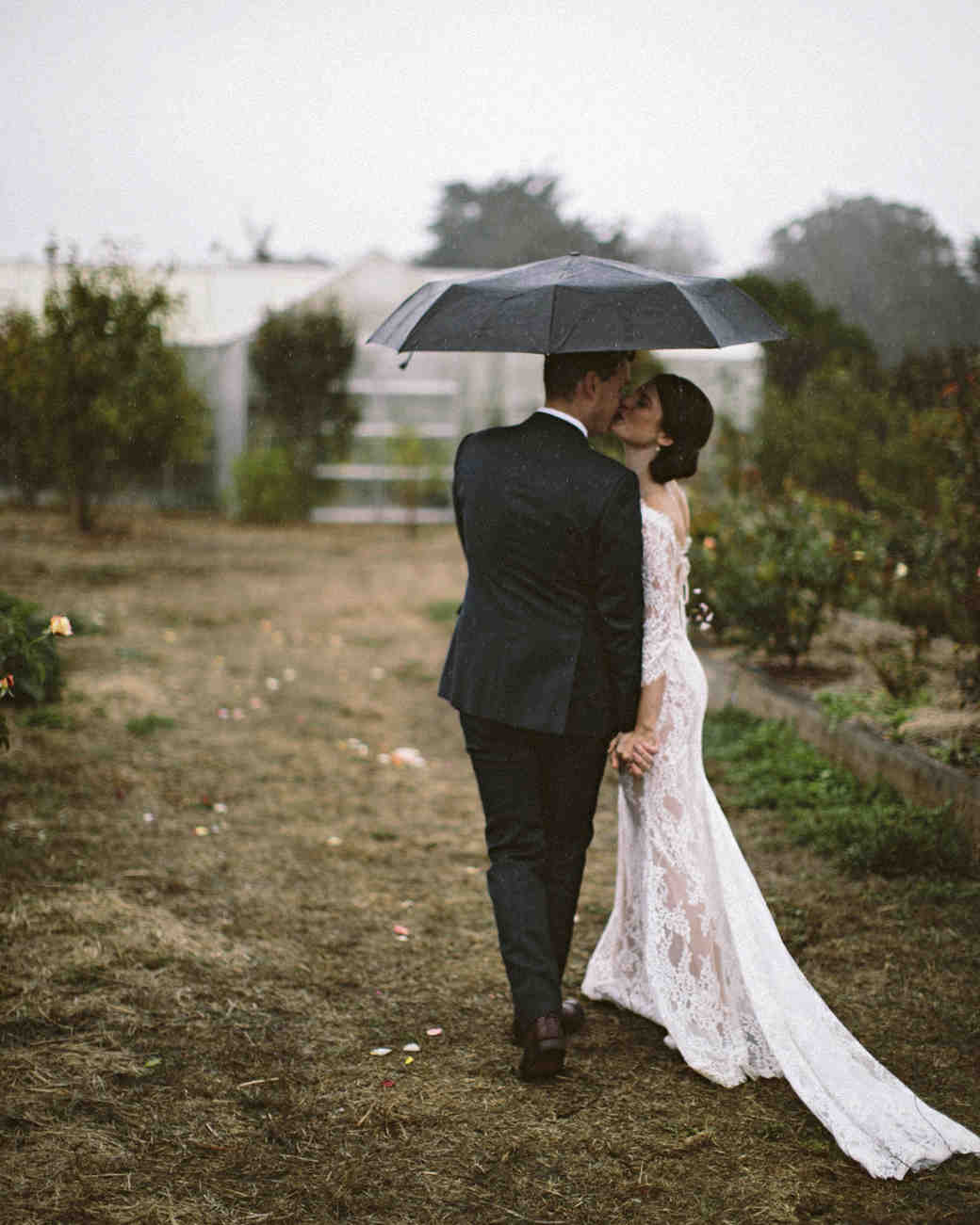 10 Times Rain  Made a Wedding  Even More Special Martha 