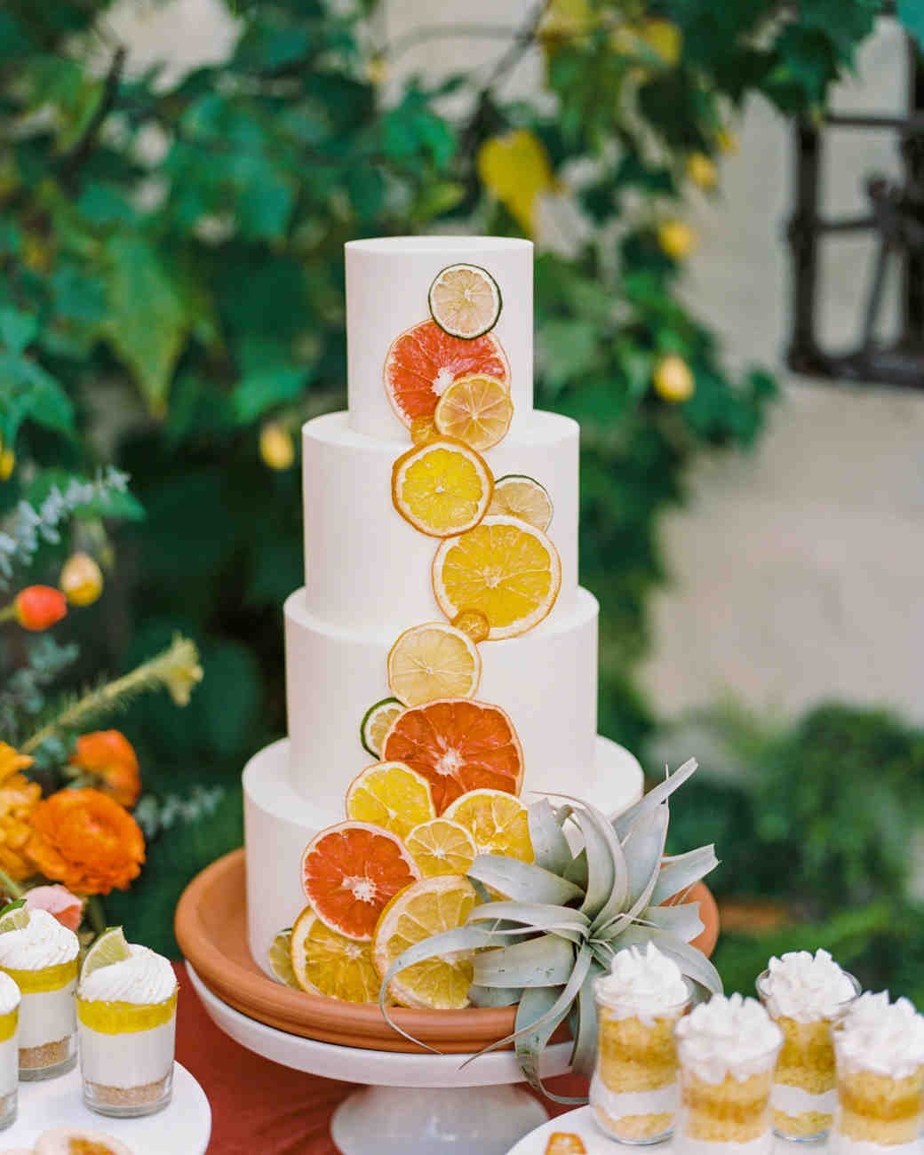 22 Summer Wedding Cakes That Speak To The Season Martha 22 Summer Wedding Cakes That Speak To The Season Martha Weddings