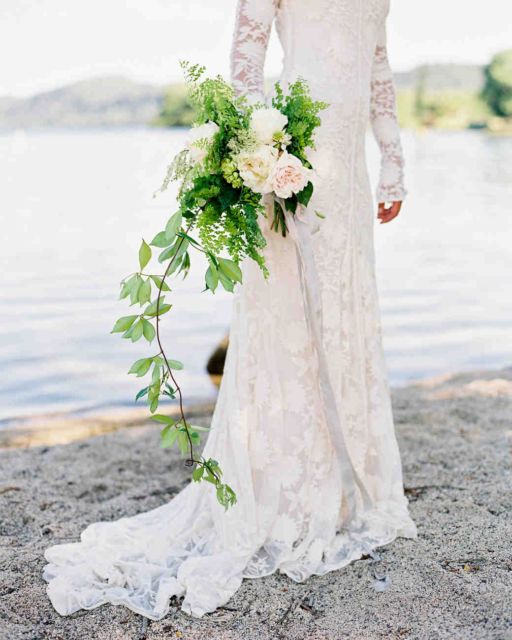 20 Stunning Wedding Bouquets with Ferns Martha Stewart 