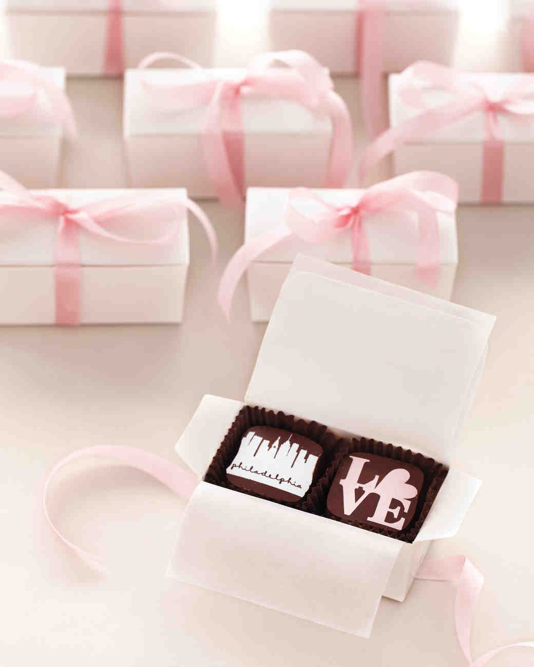 26 Chocolate Wedding Favors That Are Too Sweet To Pass Up Martha