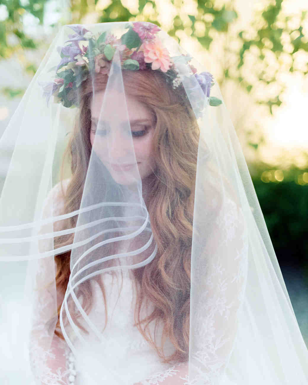 33 Ways to Wear Your Hair Down for Your Wedding  Martha 