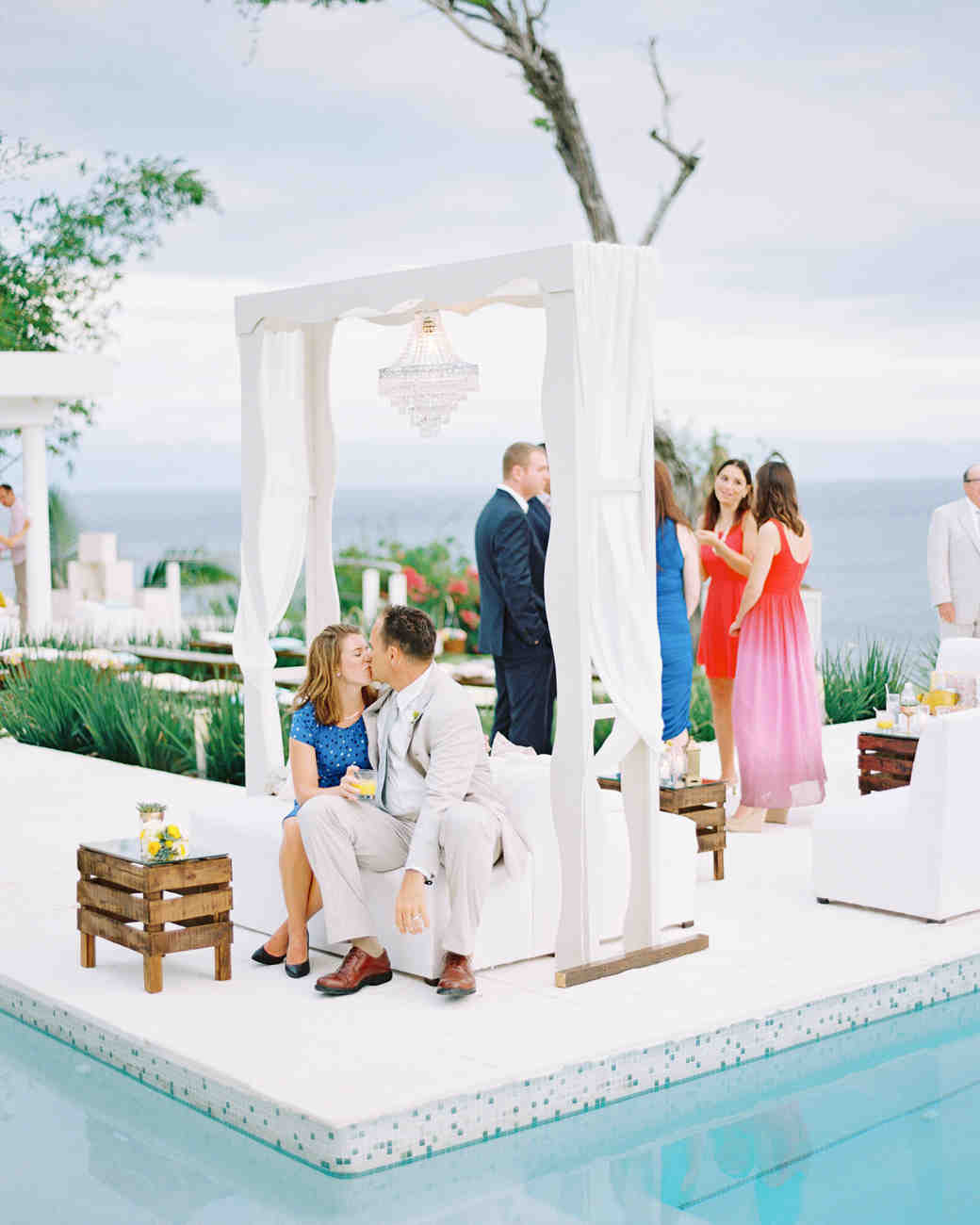 10 tips for putting together a wedding guest list martha stewart