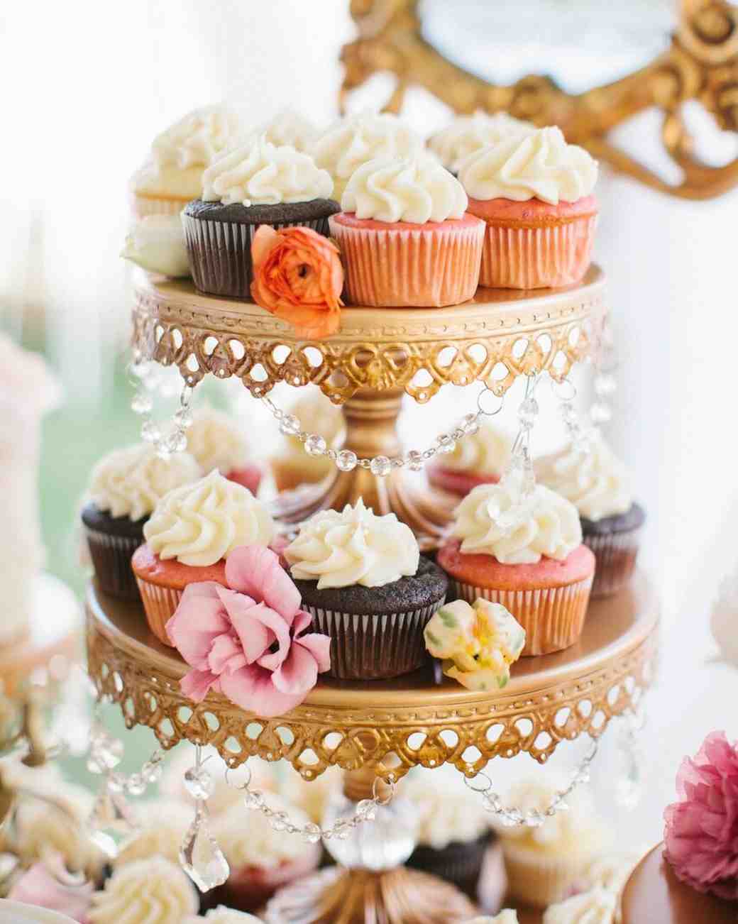 25 of the Most Adorable Wedding Cupcakes | Martha Stewart Weddings