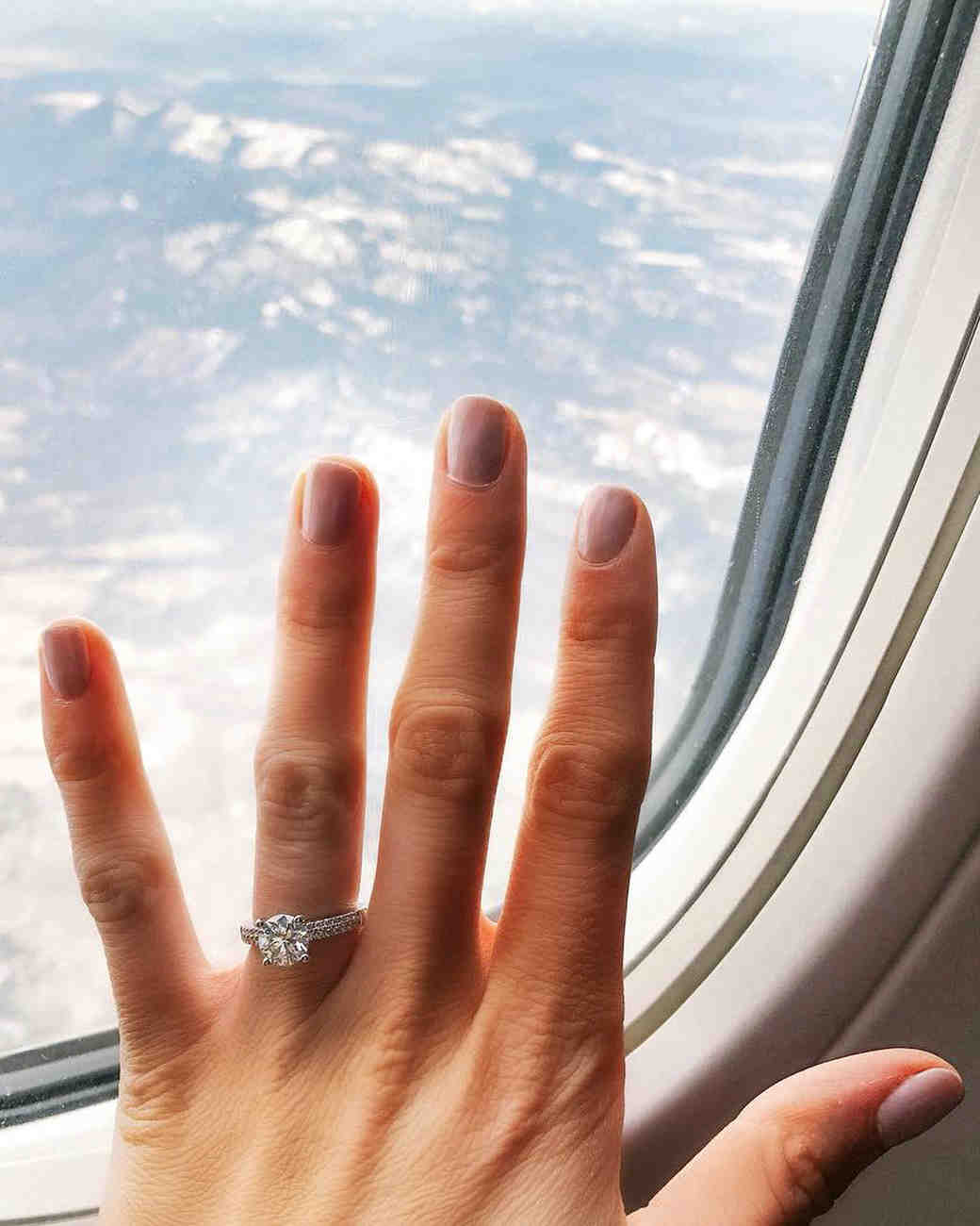50 EngagementRing Selfies That Will Inspire You to Show Off Your Bling