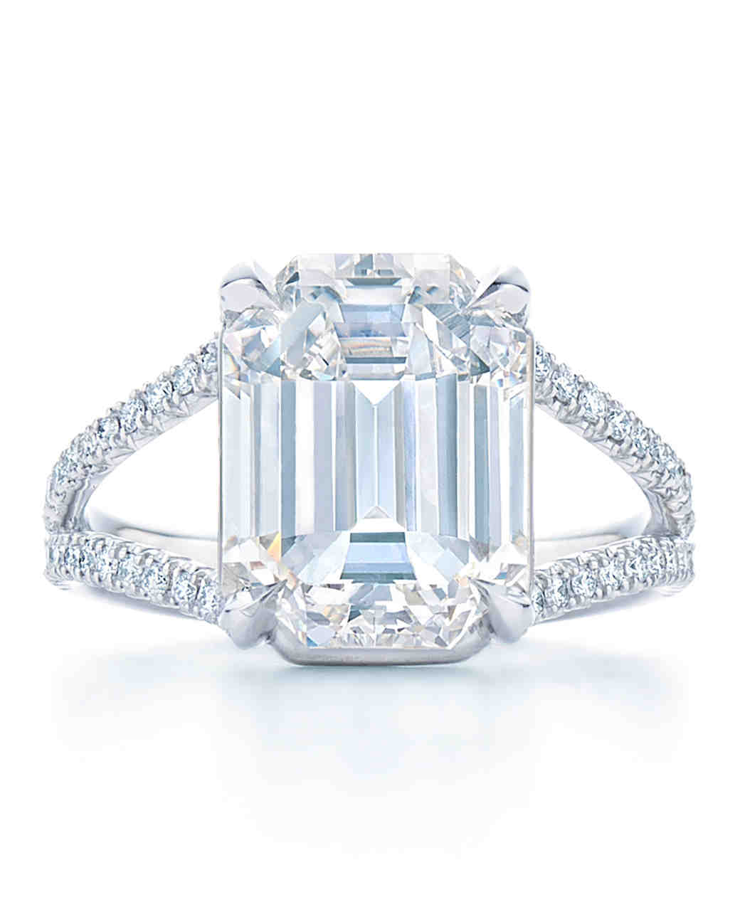 34 Elegant EmeraldCut Engagement Rings Martha Stewart Weddings