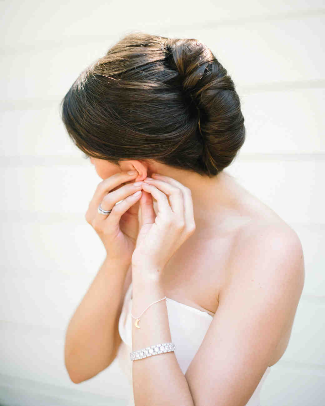 37 Pretty Wedding Hairstyles For Brides With Long Hair Martha