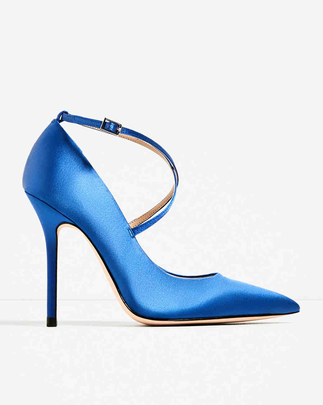 Closed-Toe Evening Shoes to Rock for Your Winter Wedding | Martha ...