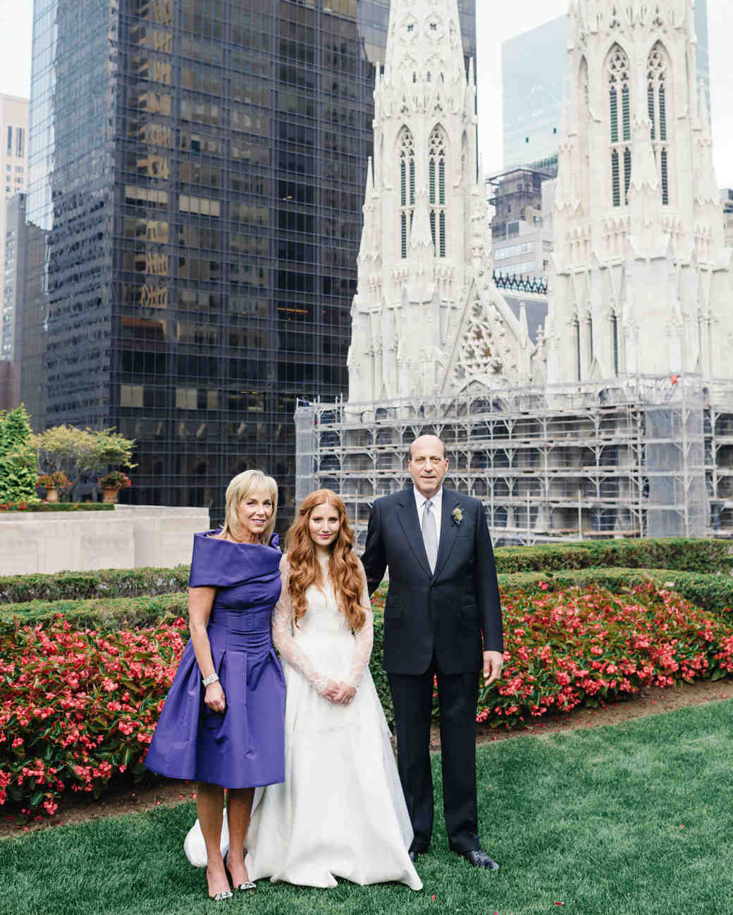 Who Pays For What The Wedding Martha Weddings What Does The Bride S Family Pay For Traditionally