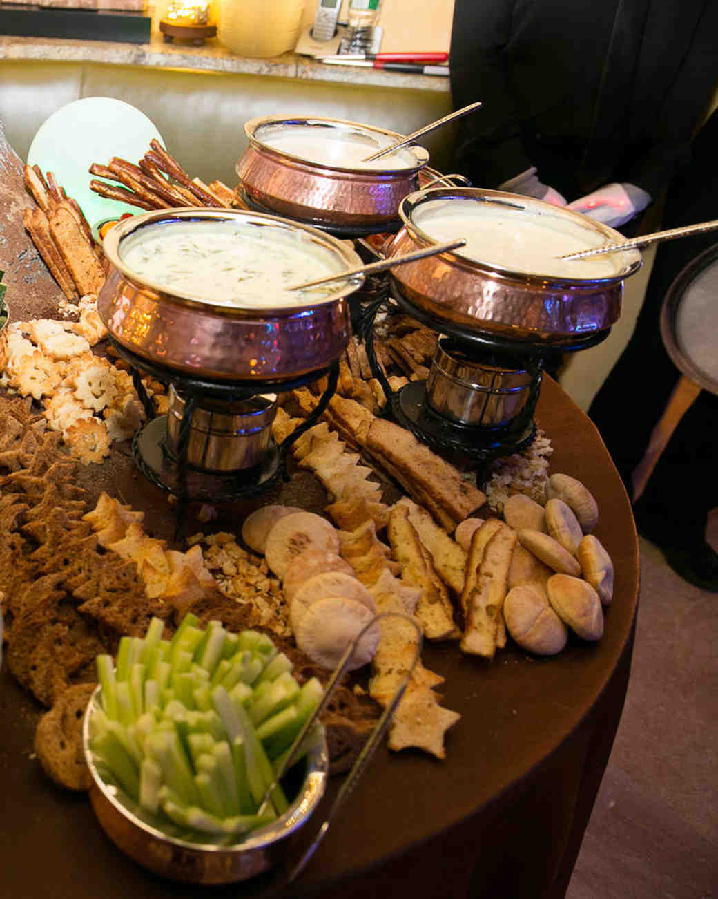 savory wedding food bar artichoke fondue 0116_vert