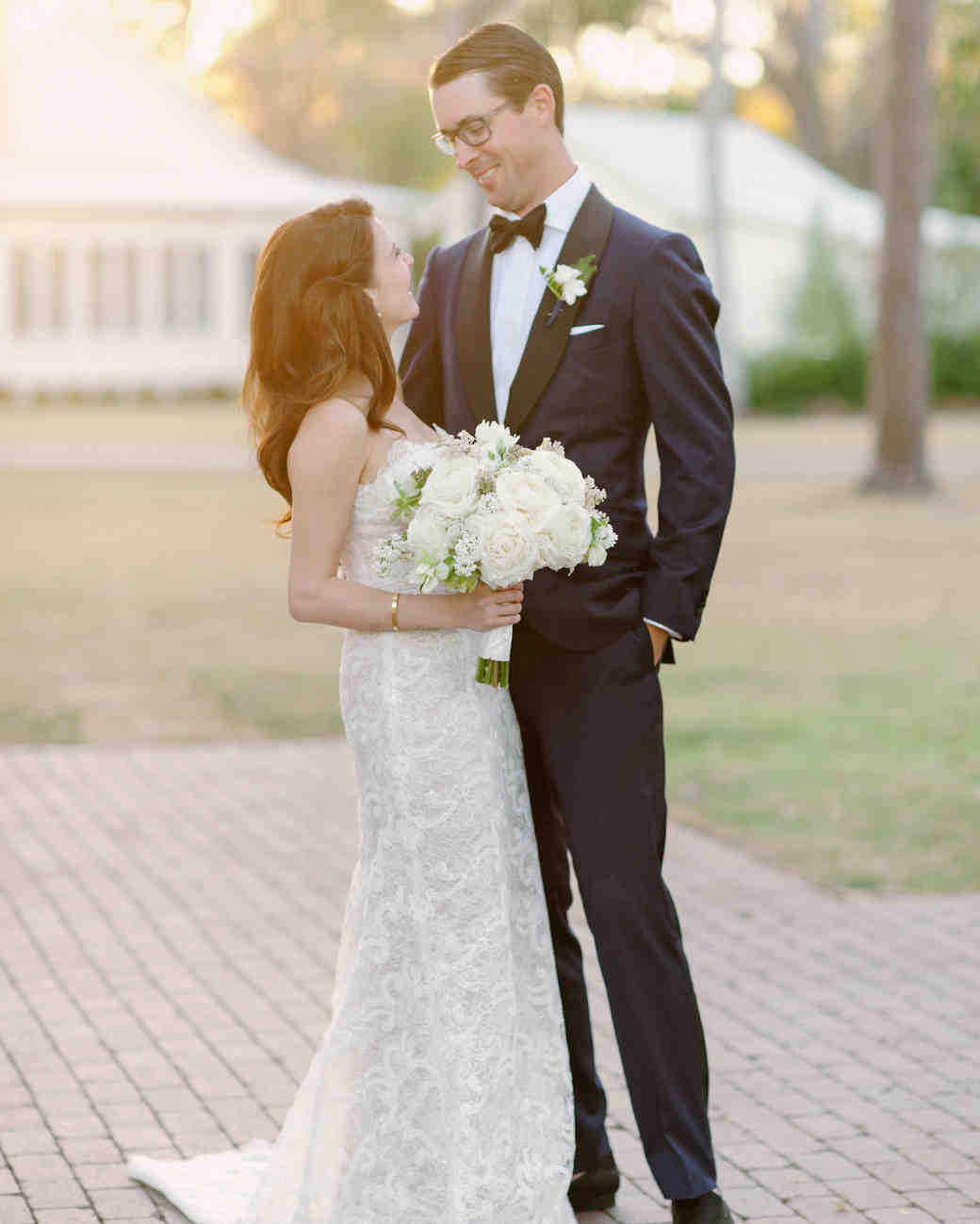 A Charming Colorful South Carolina Wedding Martha Weddings Stefanie Drew Wedding Bouquet