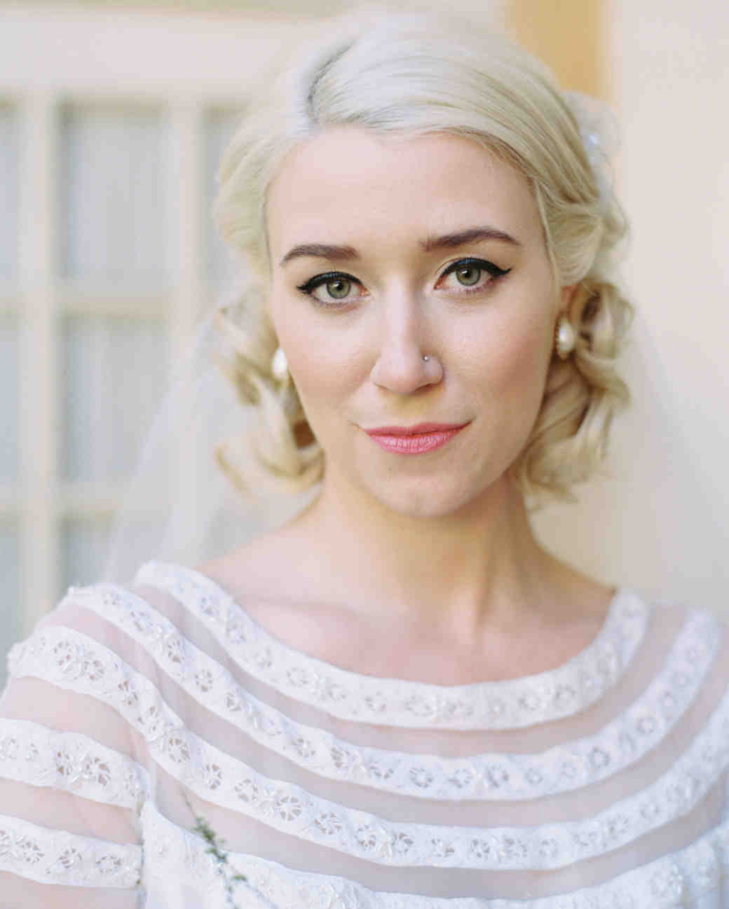 16 Gorgeous Medium-Length Wedding Hairstyles  Martha 