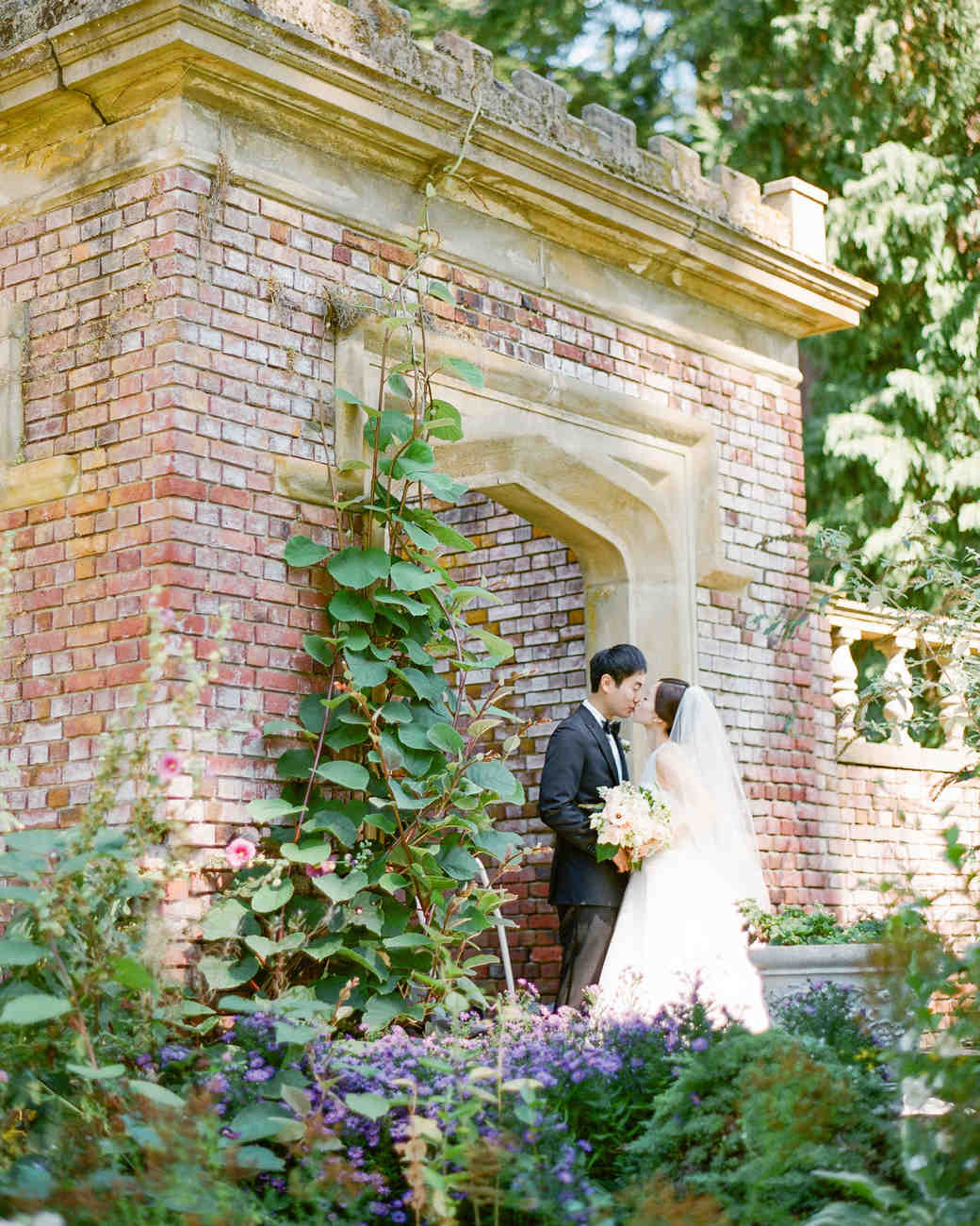 Bomi And Billy S Garden Wedding At Thornewood Castle Martha Bomi And Billy S Garden Wedding At Thornewood Castle Martha Weddings