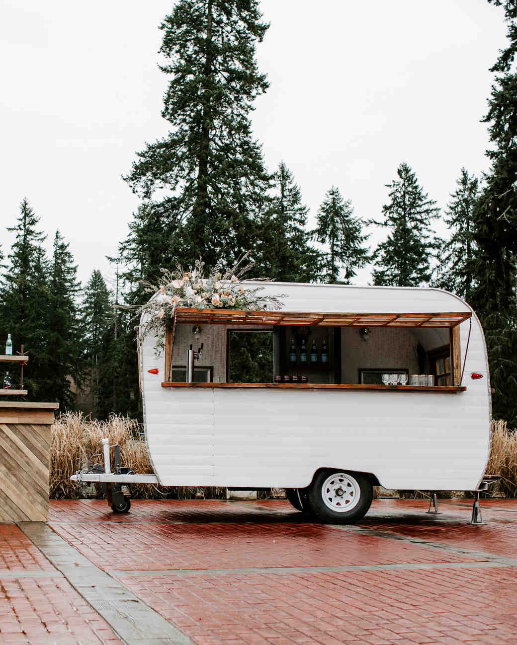 Mobile Bars and Food Trucks That Can Roll Right Up to Your Party ...