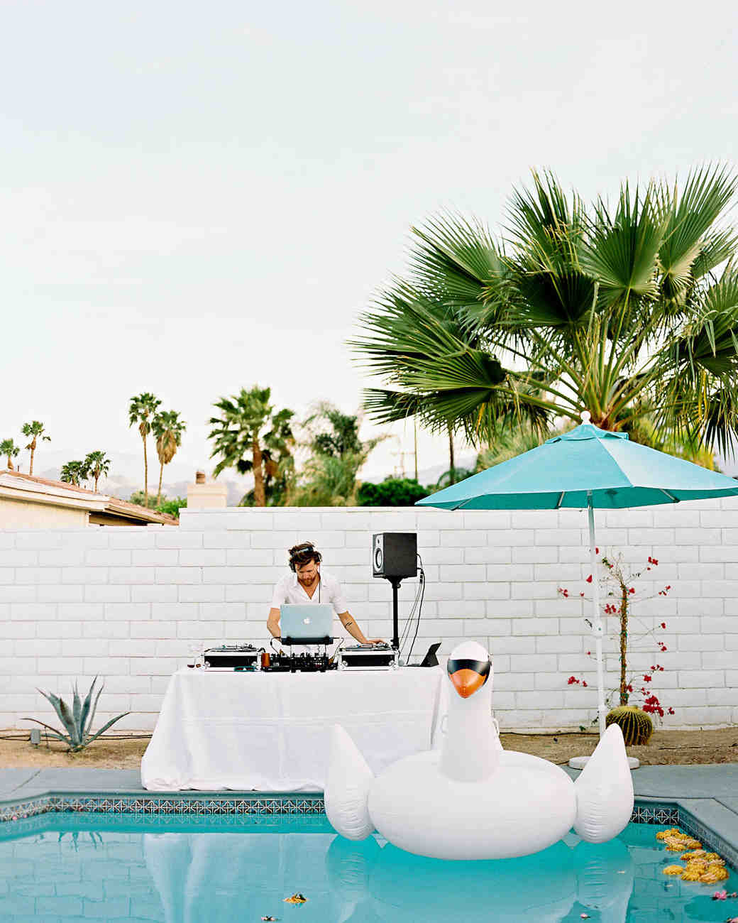 30 Fun Ideas for a Poolside Wedding Martha Stewart Weddings
