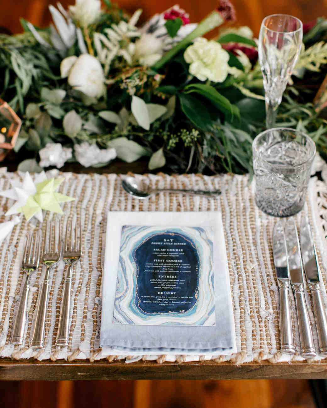 20 Ways To Rock Your Wedding Using Geodes Crystals And Stones