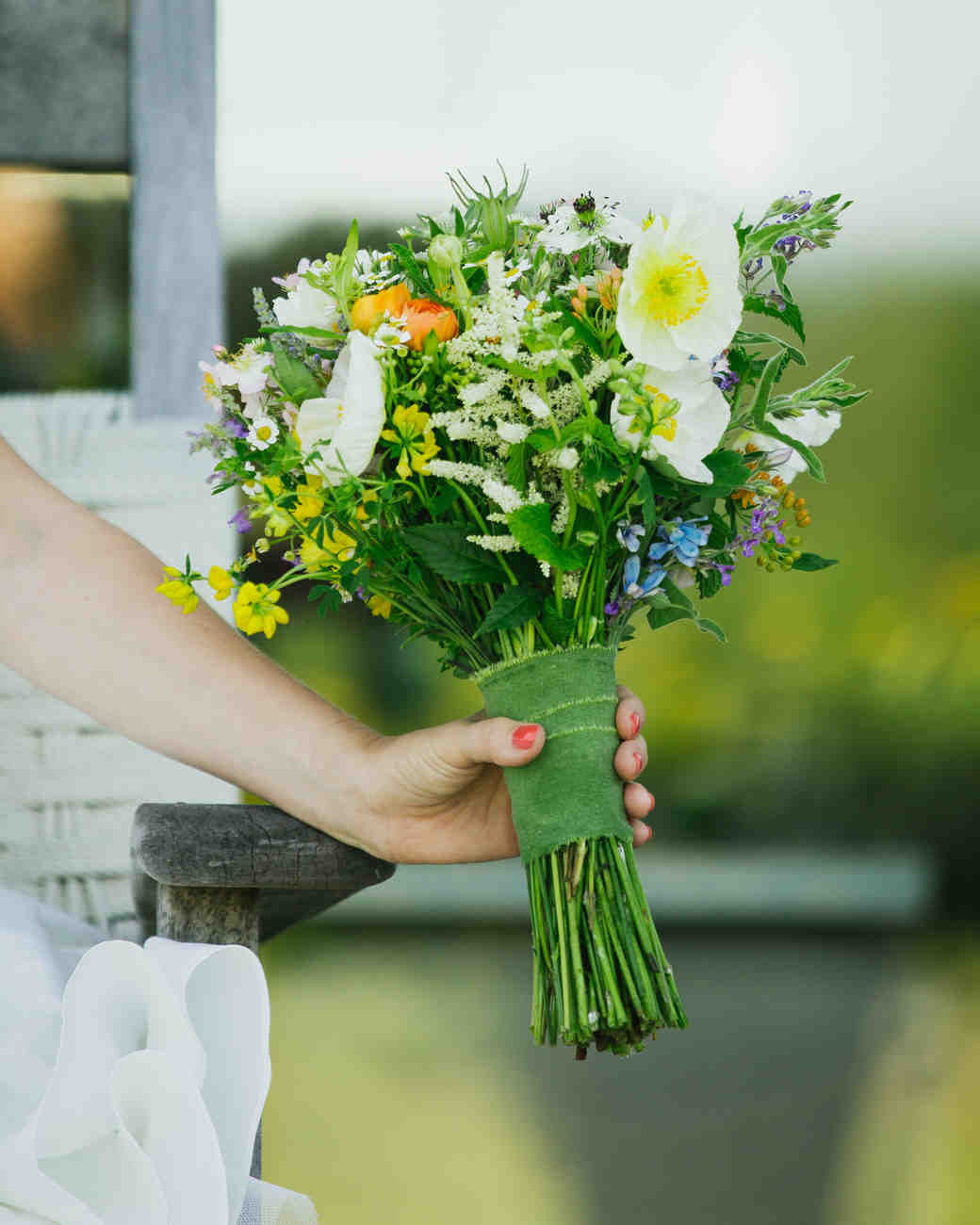 Gabriela and Tyson\'s Laid-Back Martha\'s Vineyard Wedding | Martha ... Gabriela and Tyson\'s Laid-Back Martha\'s Vineyard Wedding | Martha ...