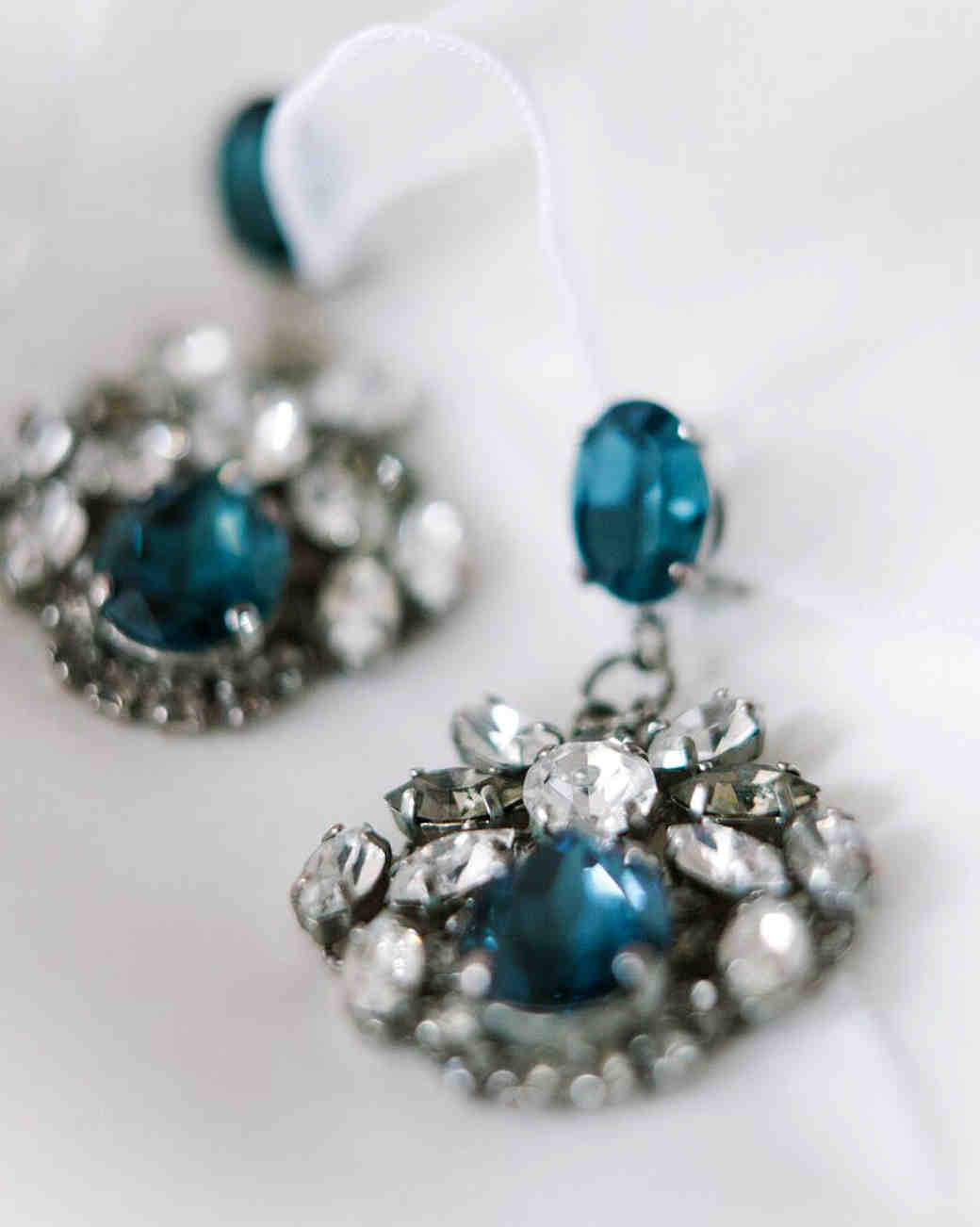 20 statement wedding accessories