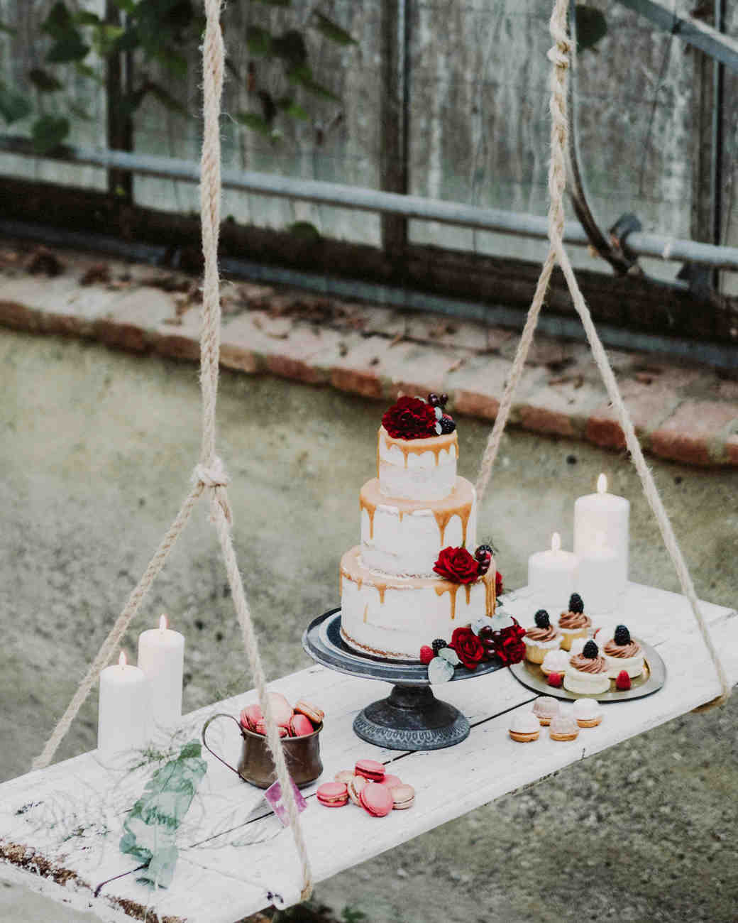 Trending Now Floating Wedding Cake Tables Martha Stewart Weddings