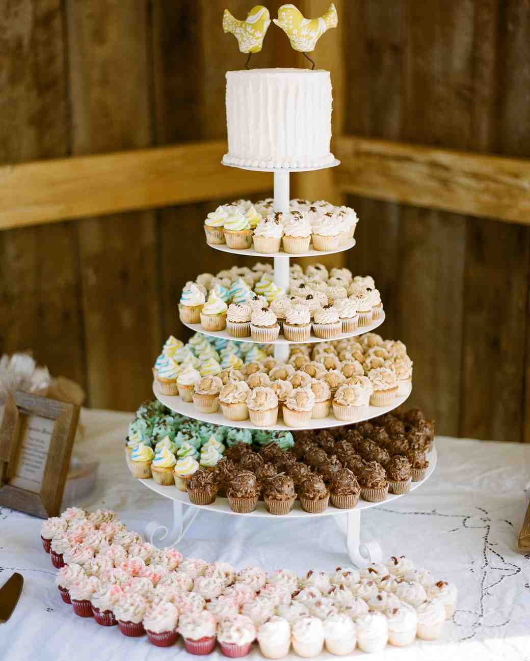 25 of the Most Adorable Wedding Cupcakes Martha Stewart Weddings