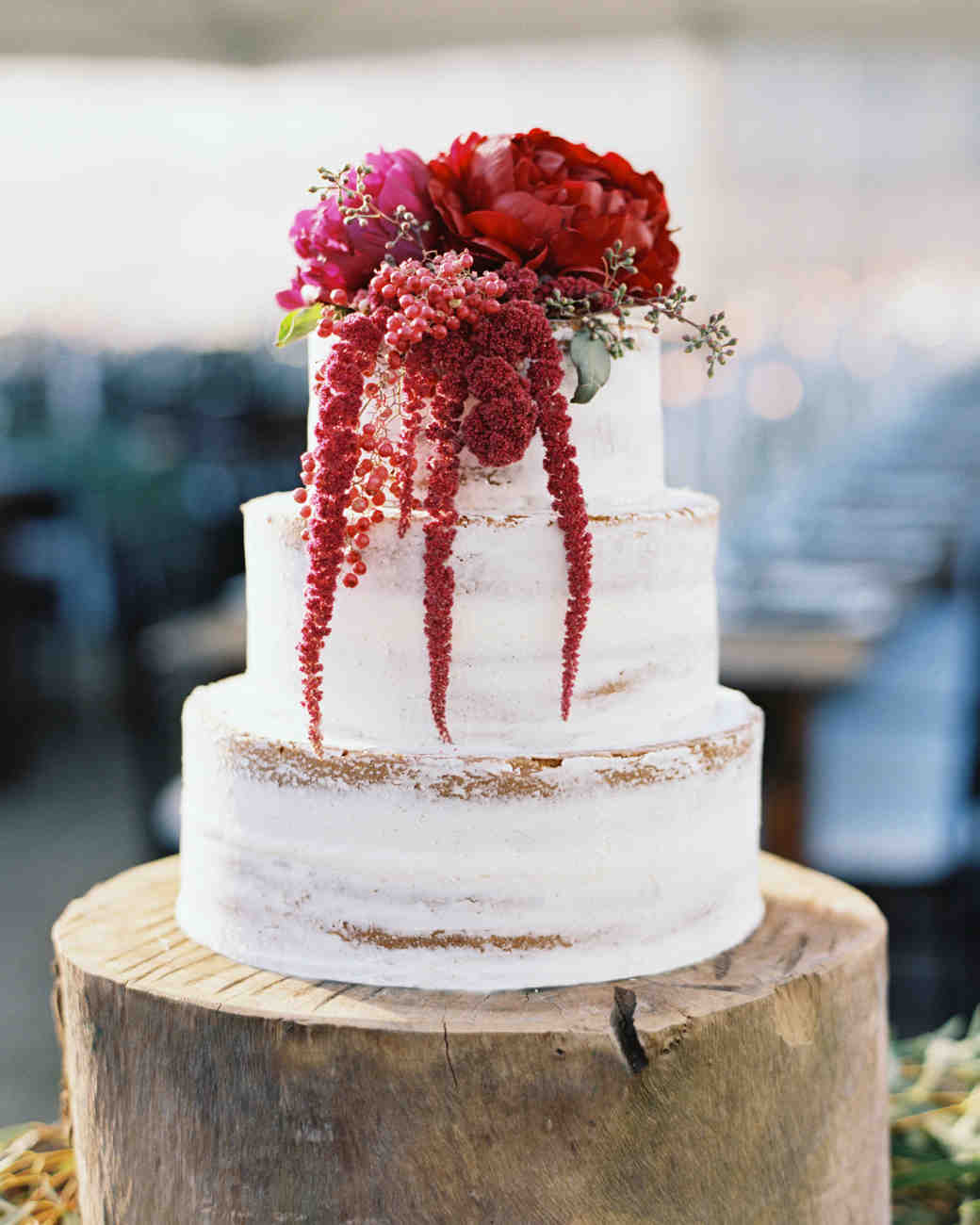66 Fall Wedding Cakes We Are you a chocoholic? Obsessed with all things pumpkin spice? Here