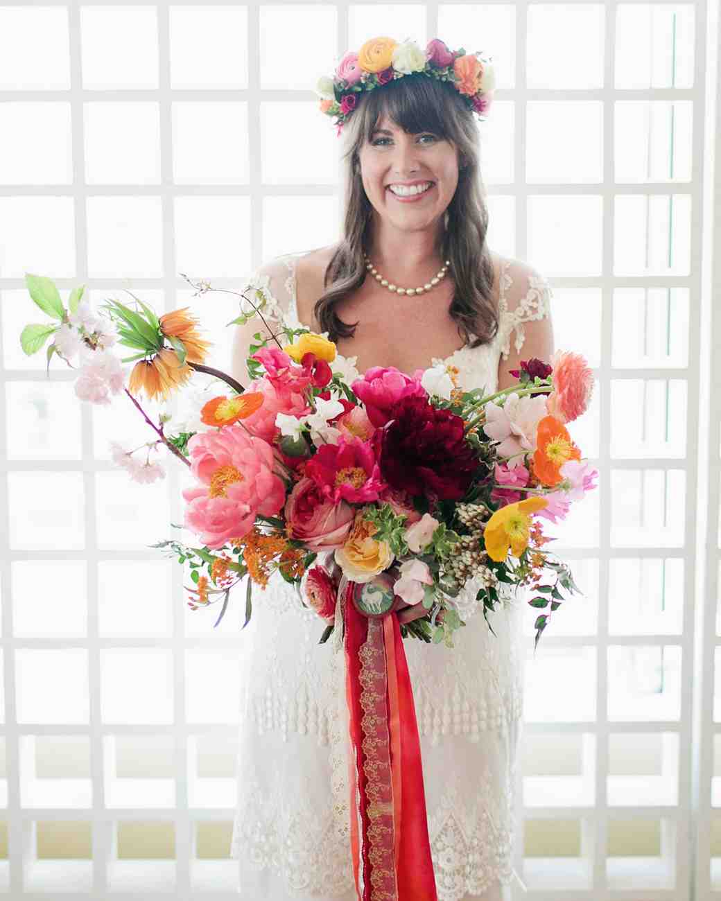 41 Stunning Ranunculus Wedding Bouquets | Martha Stewart Weddings